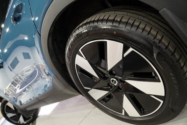 2024 Volvo C40 Recharge