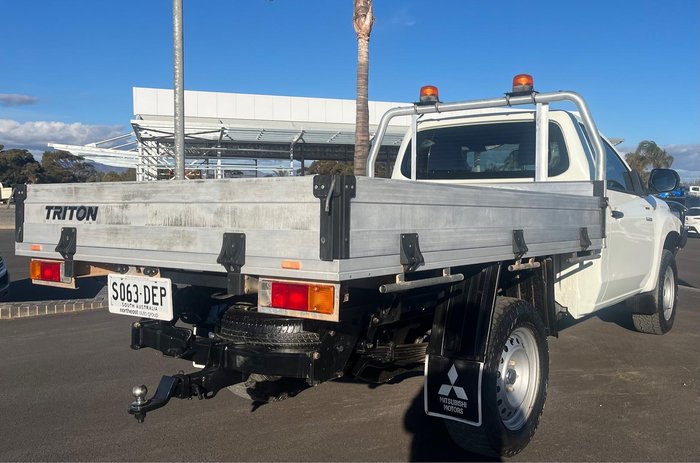 2019 Mitsubishi Triton GLX