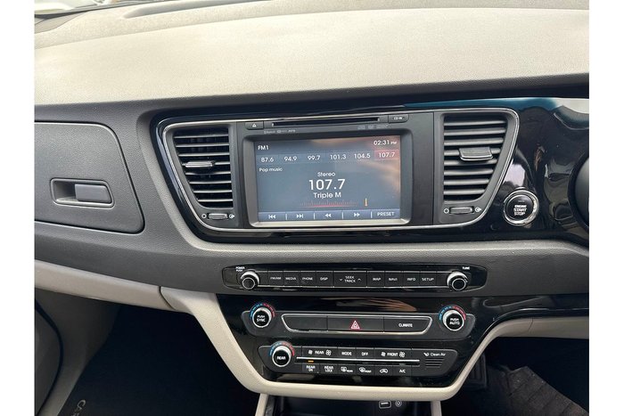 2016 Kia Carnival SLi