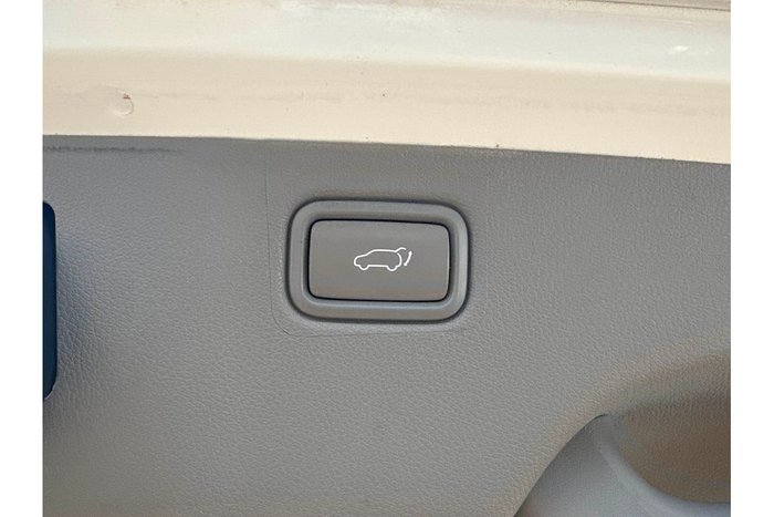 2016 Kia Carnival SLi