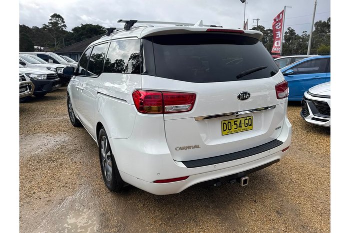 2016 Kia Carnival SLi