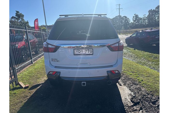2016 Isuzu MU-X LS-T