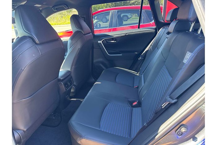 2024 Toyota RAV4 XSE