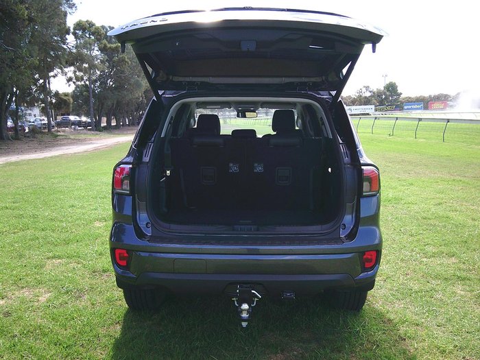 2025 Ford Everest Trend