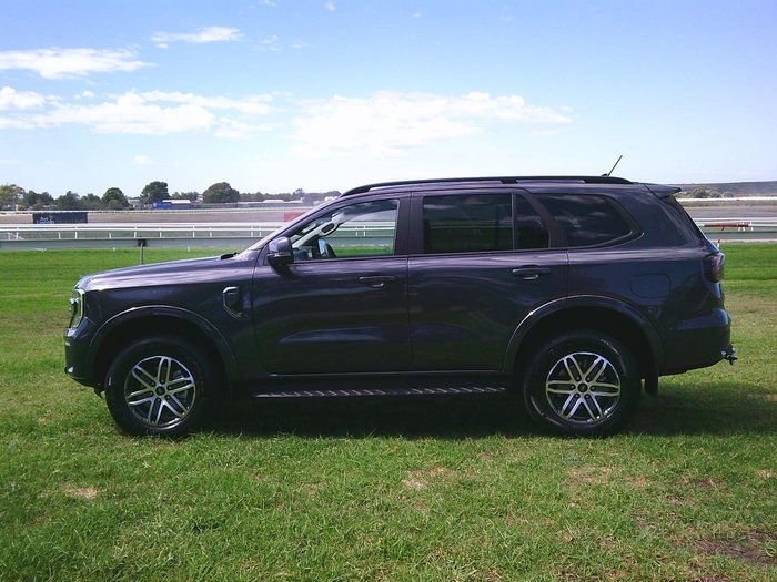 2025 Ford Everest Trend