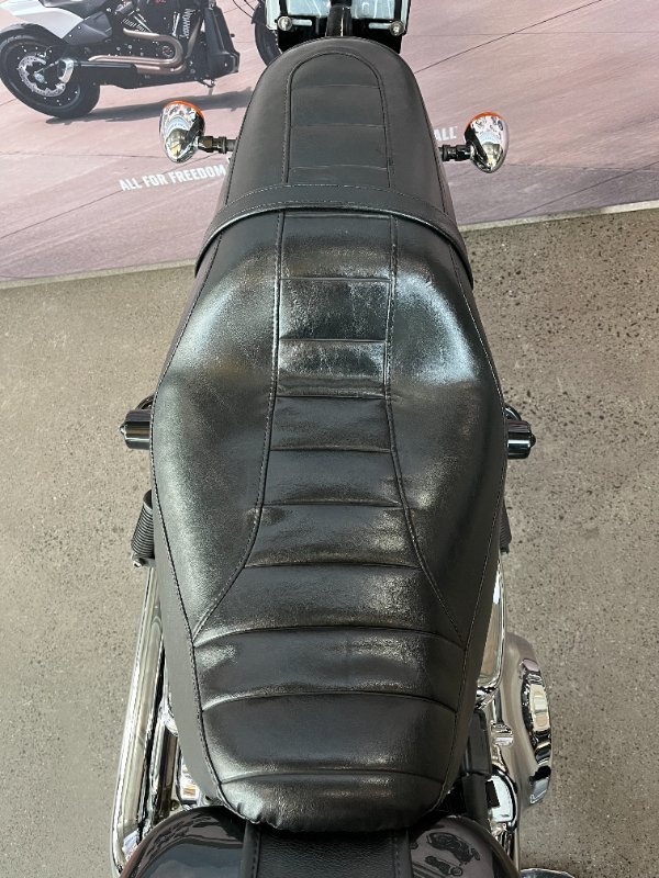 2008 Harley-davidson FXDC DYNA SUPER GLIDE CUSTOM BLACK PEARL