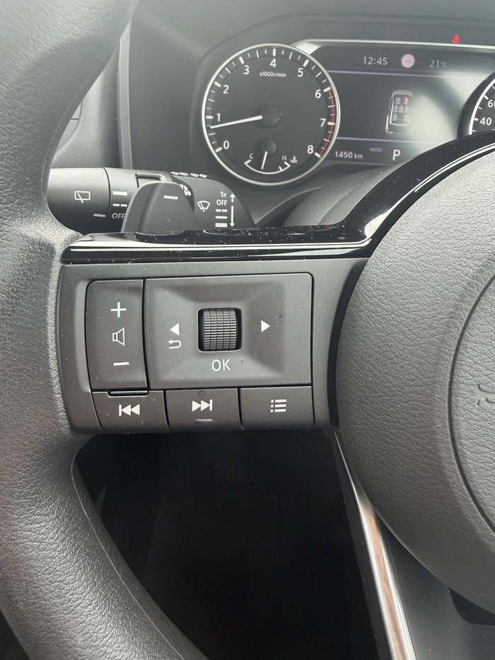 2025 Nissan X-TRAIL ST
