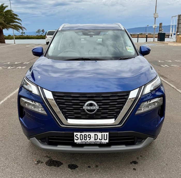 2025 Nissan X-TRAIL ST