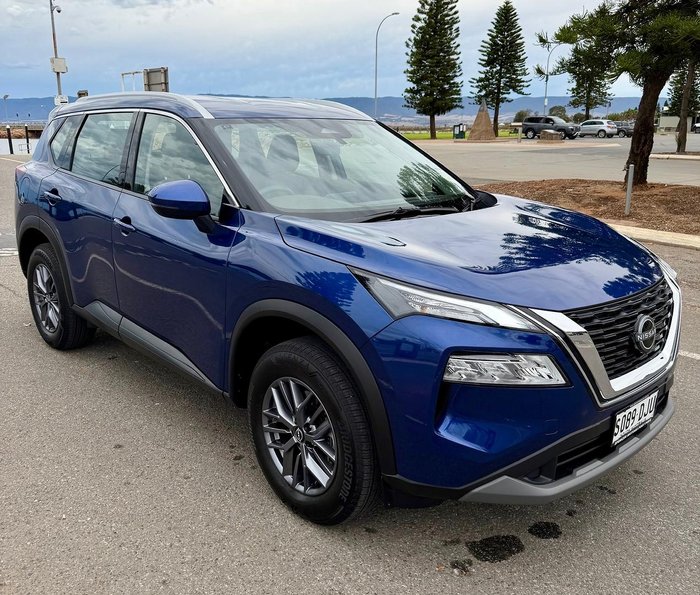 2025 Nissan X-TRAIL ST