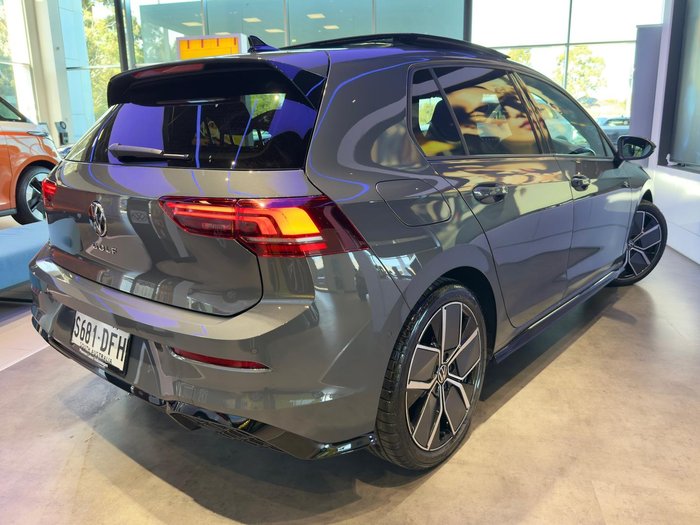 2025 Volkswagen Golf 110TSI R-Line
