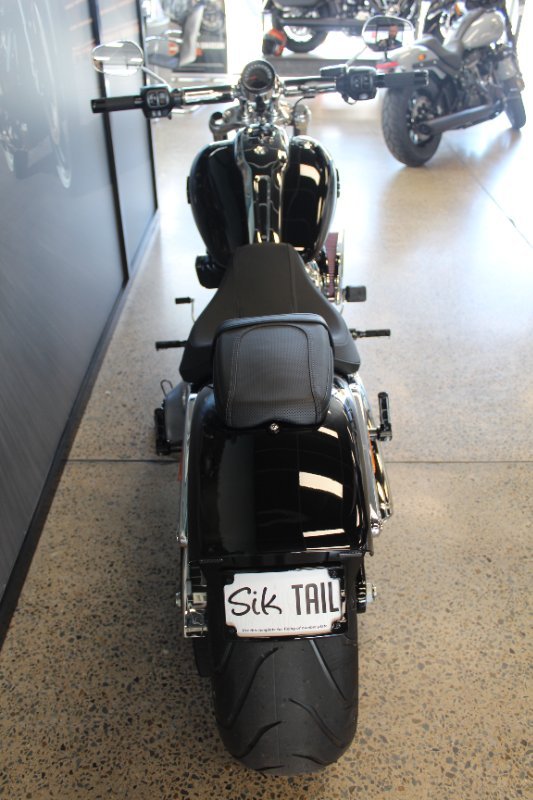 2025 Harley-davidson FXBR BREAKOUT (117)