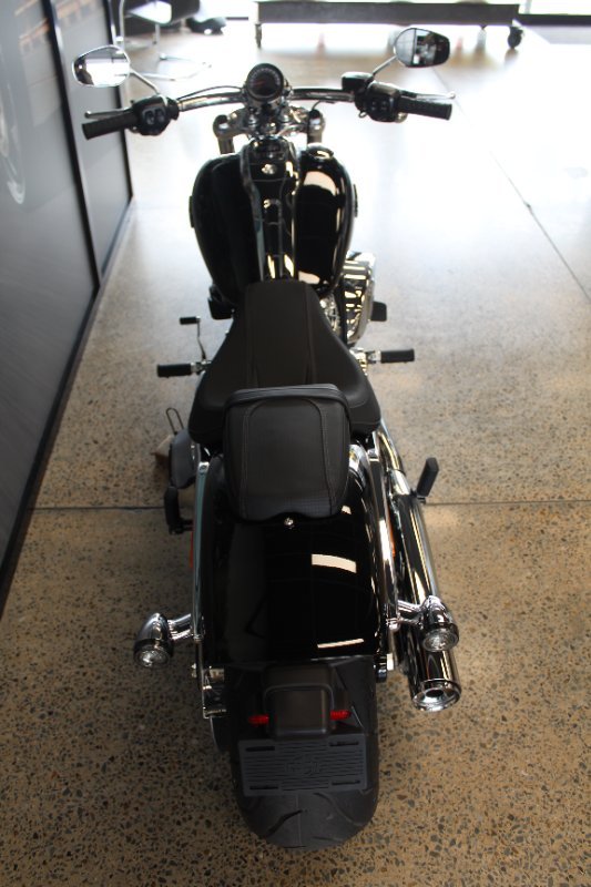 2025 Harley-davidson FXBR BREAKOUT (117)