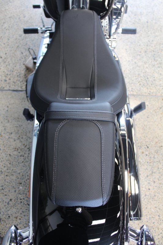 2025 Harley-davidson FXBR BREAKOUT (117)