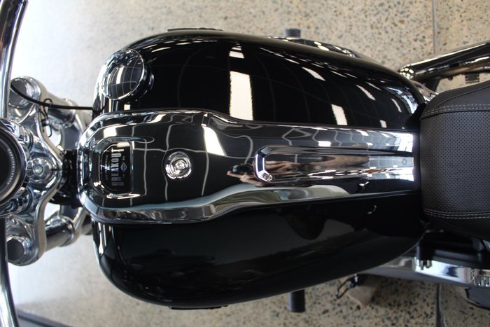 2025 Harley-davidson FXBR BREAKOUT (117)