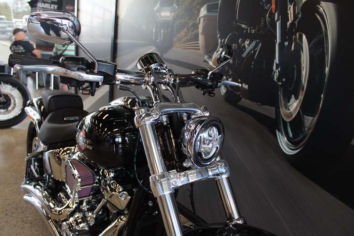 2025 Harley-davidson FXBR BREAKOUT (117)