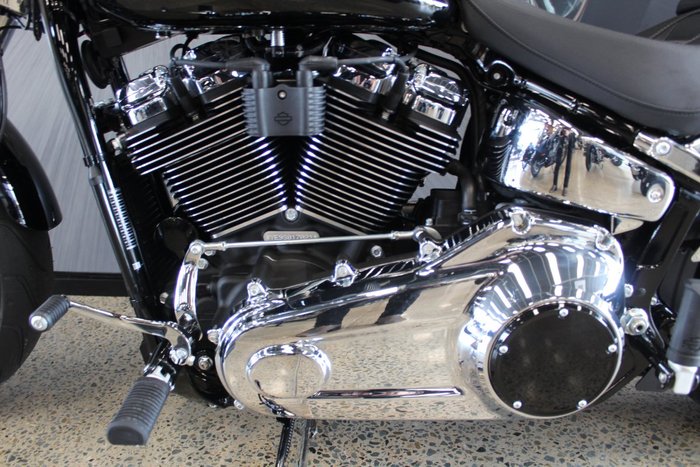 2025 Harley-davidson FXBR BREAKOUT (117)
