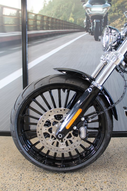 2025 Harley-davidson FXBR BREAKOUT (117)