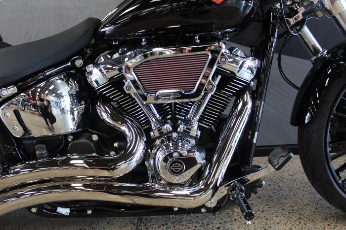 2025 Harley-davidson FXBR BREAKOUT (117)