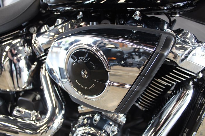 2025 Harley-davidson FXBR BREAKOUT (117)