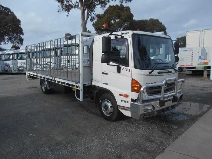 2015 Hino 500 WHITE