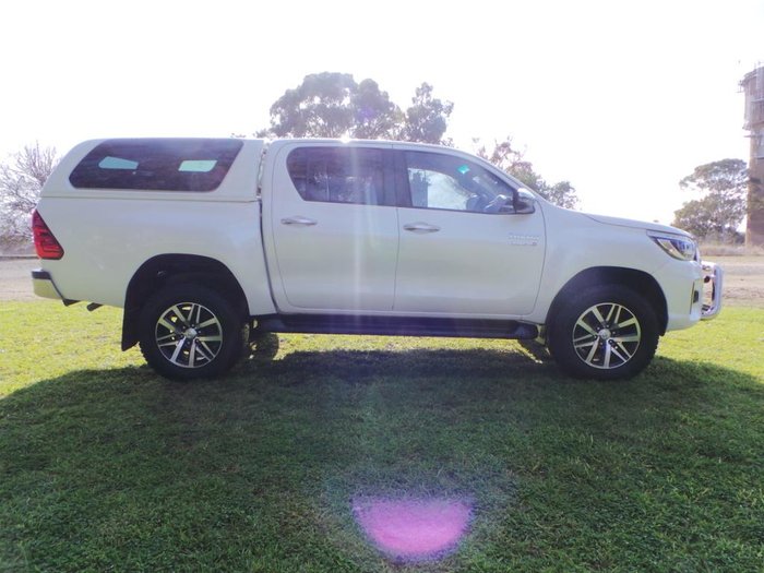 2019 Toyota Hilux SR5