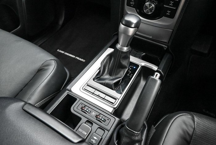 2019 Toyota Landcruiser Prado Kakadu