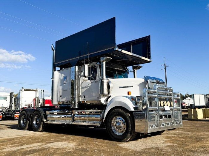 2021 Western Star 4900 Prime Mover **Car Carrier**