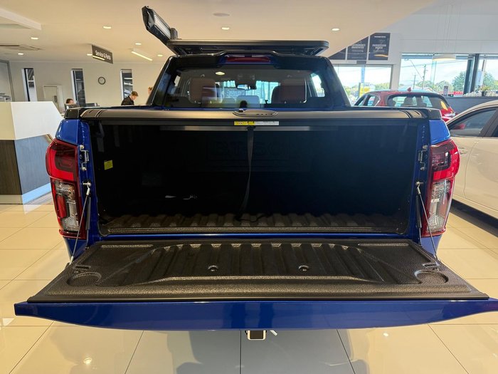 2025 Mazda BT-50 SP