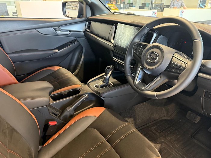 2025 Mazda BT-50 SP