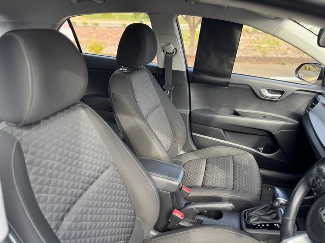 2019 KIA RIO