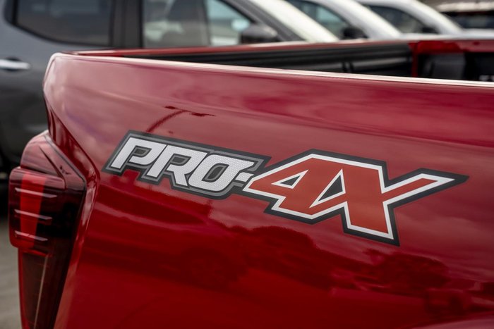 2025 Nissan Navara PRO-4X