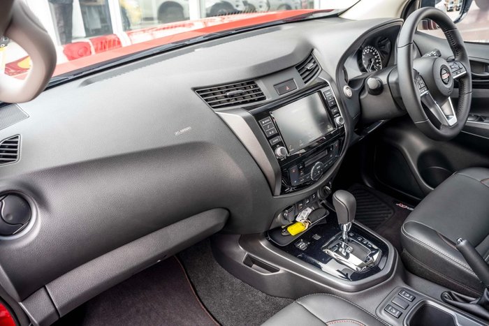 2025 Nissan Navara PRO-4X