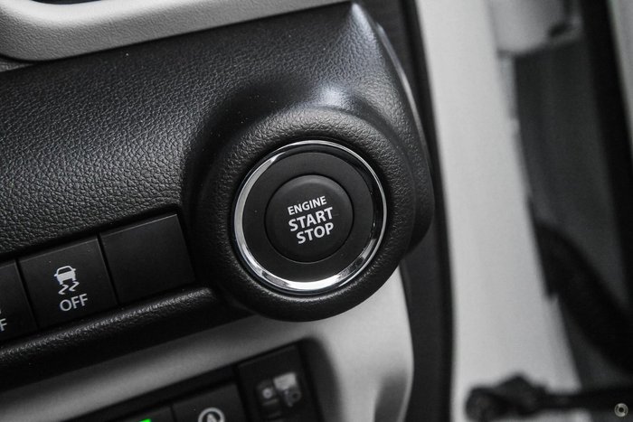 2025 Suzuki Swift Hybrid Plus UZ Pure White