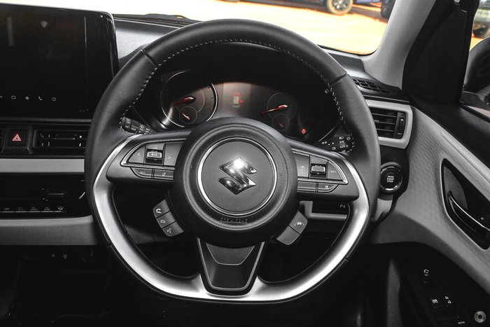 2025 Suzuki Swift Hybrid Plus UZ Pure White