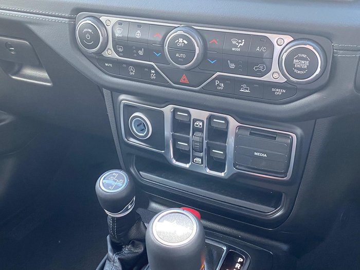 2024 Jeep Wrangler Unlimited Overland