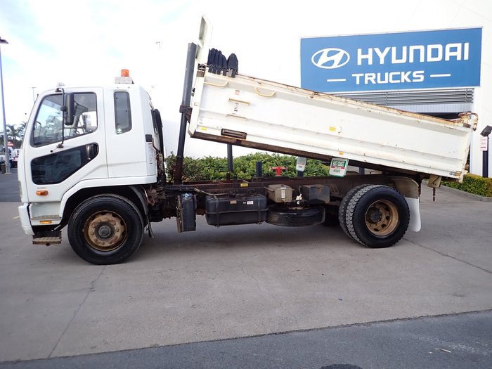 2016 MITSUBISHI FIGHTER 1627 WHITE