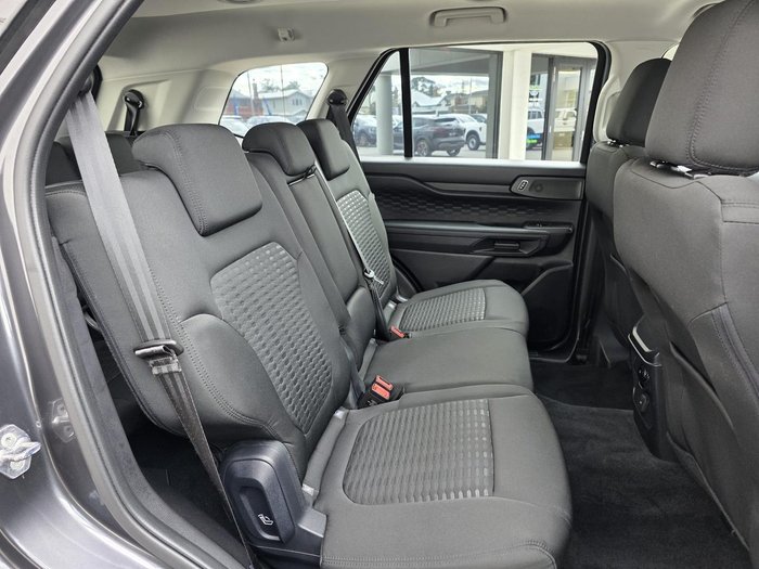 2024 Ford Everest Ambiente
