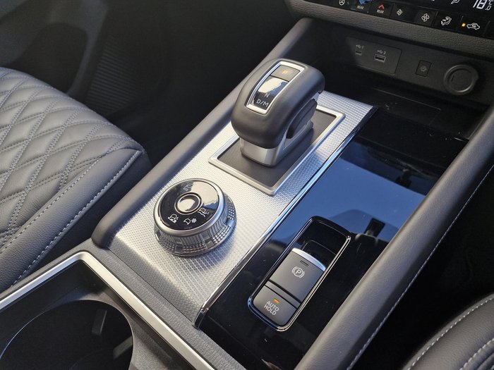 2024 Mitsubishi Outlander Exceed