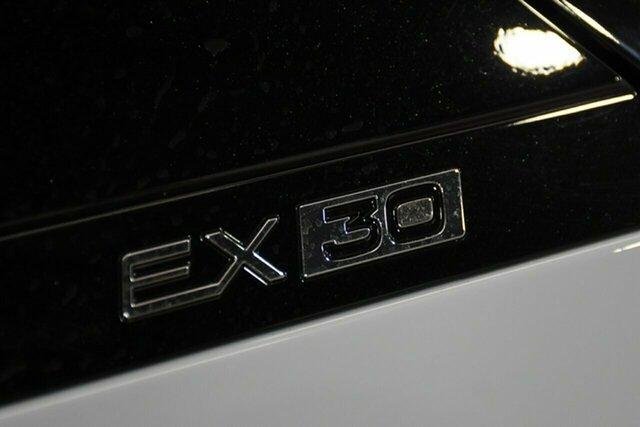 2023 Volvo EX30 Single Motor Extended Range Ultra
