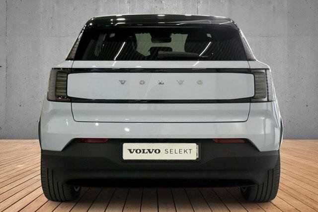2023 Volvo EX30 Single Motor Extended Range Ultra