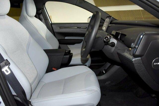 2023 Volvo EX30 Single Motor Extended Range Ultra