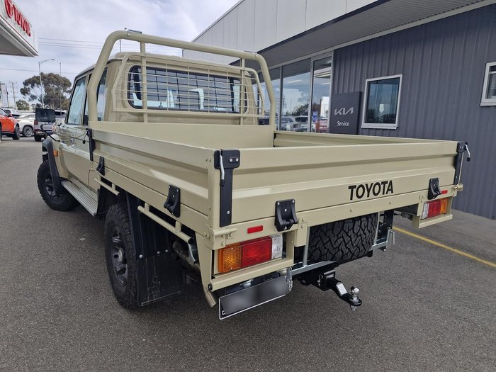 2025 Toyota Landcruiser GXL