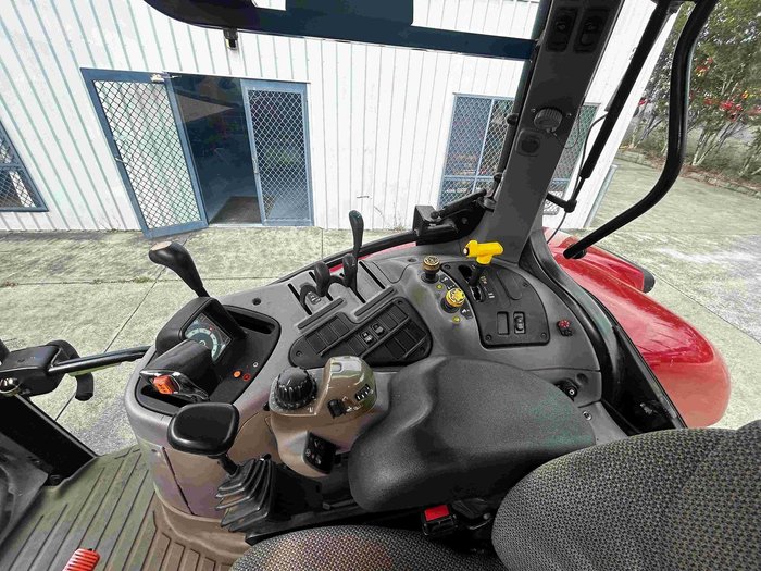 2015 CASE IH Maxxum 125 X-Line Red