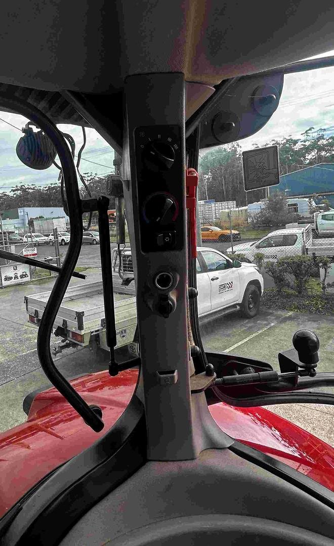 2015 CASE IH Maxxum 125 X-Line Red