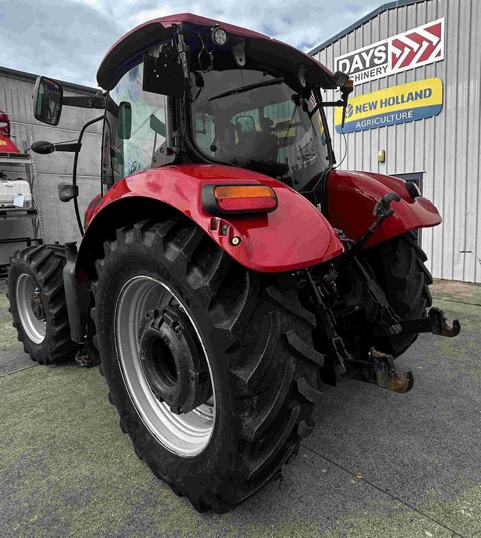 2015 CASE IH Maxxum 125 X-Line Red
