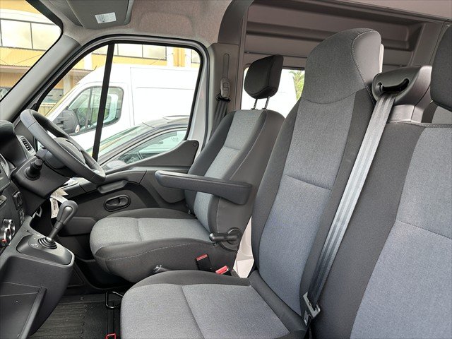 2024 Renault Master Pro 110kW