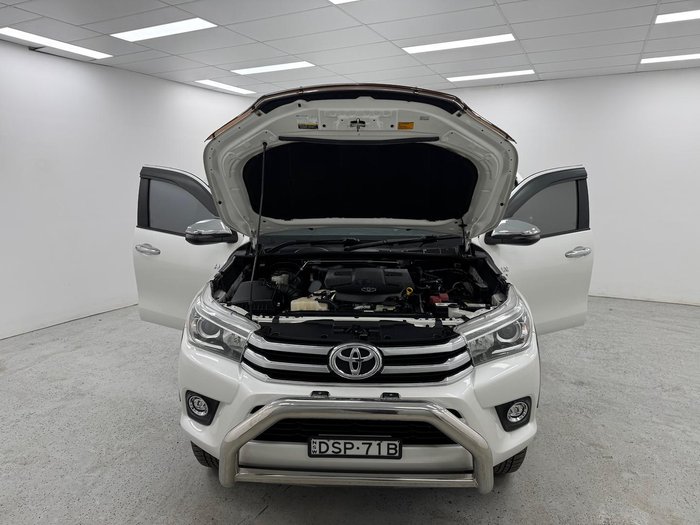 2017 Toyota Hilux SR5 GUN126R 4X4 Dual Range Crystal Pearl