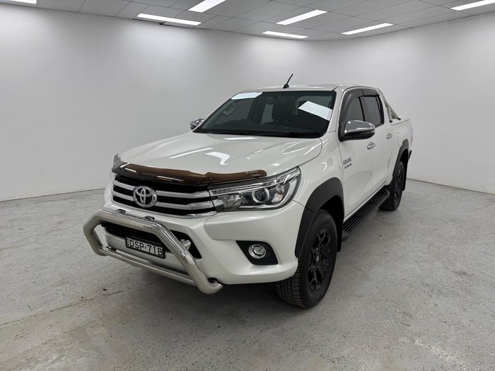 2017 Toyota Hilux SR5 GUN126R 4X4 Dual Range Crystal Pearl