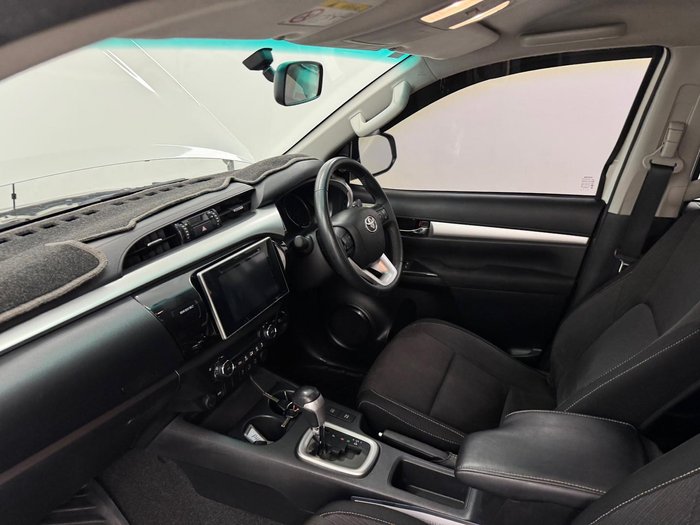 2017 Toyota Hilux SR5 GUN126R 4X4 Dual Range Crystal Pearl