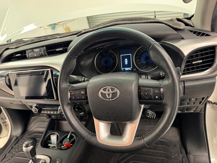 2017 Toyota Hilux SR5 GUN126R 4X4 Dual Range Crystal Pearl